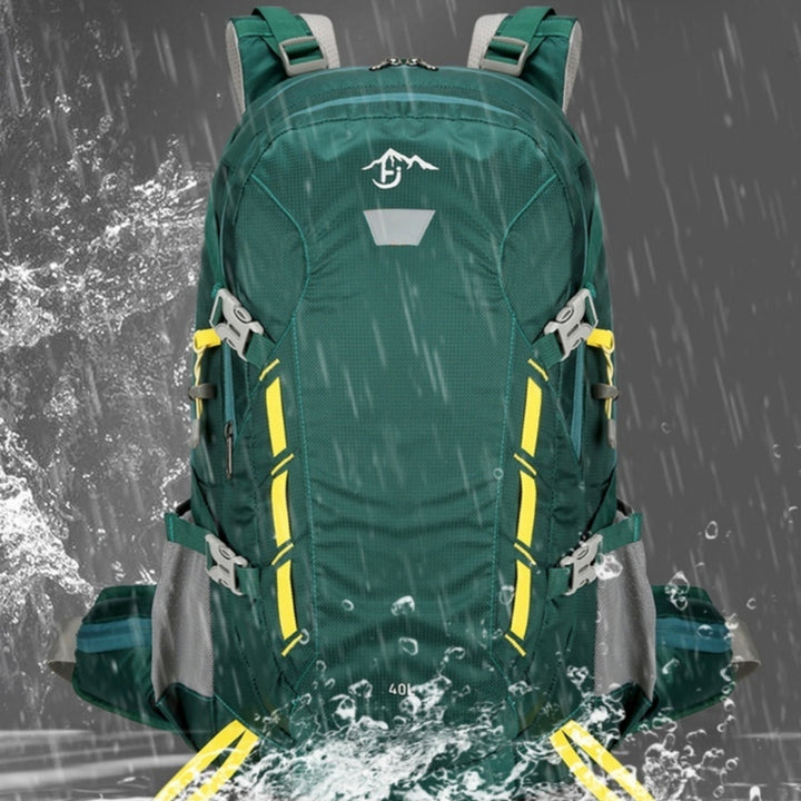 Outdoor Large-Capacity Multi-Functional Sports And Hiking Backpack